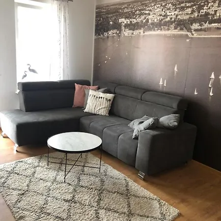 Apartament Zeglarza アパート